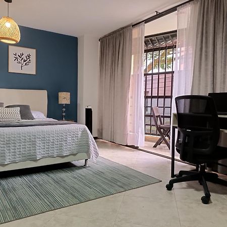 Acogedor Apartaestudio Ubicado En Laureles Διαμέρισμα Μεντεγίν Εξωτερικό φωτογραφία