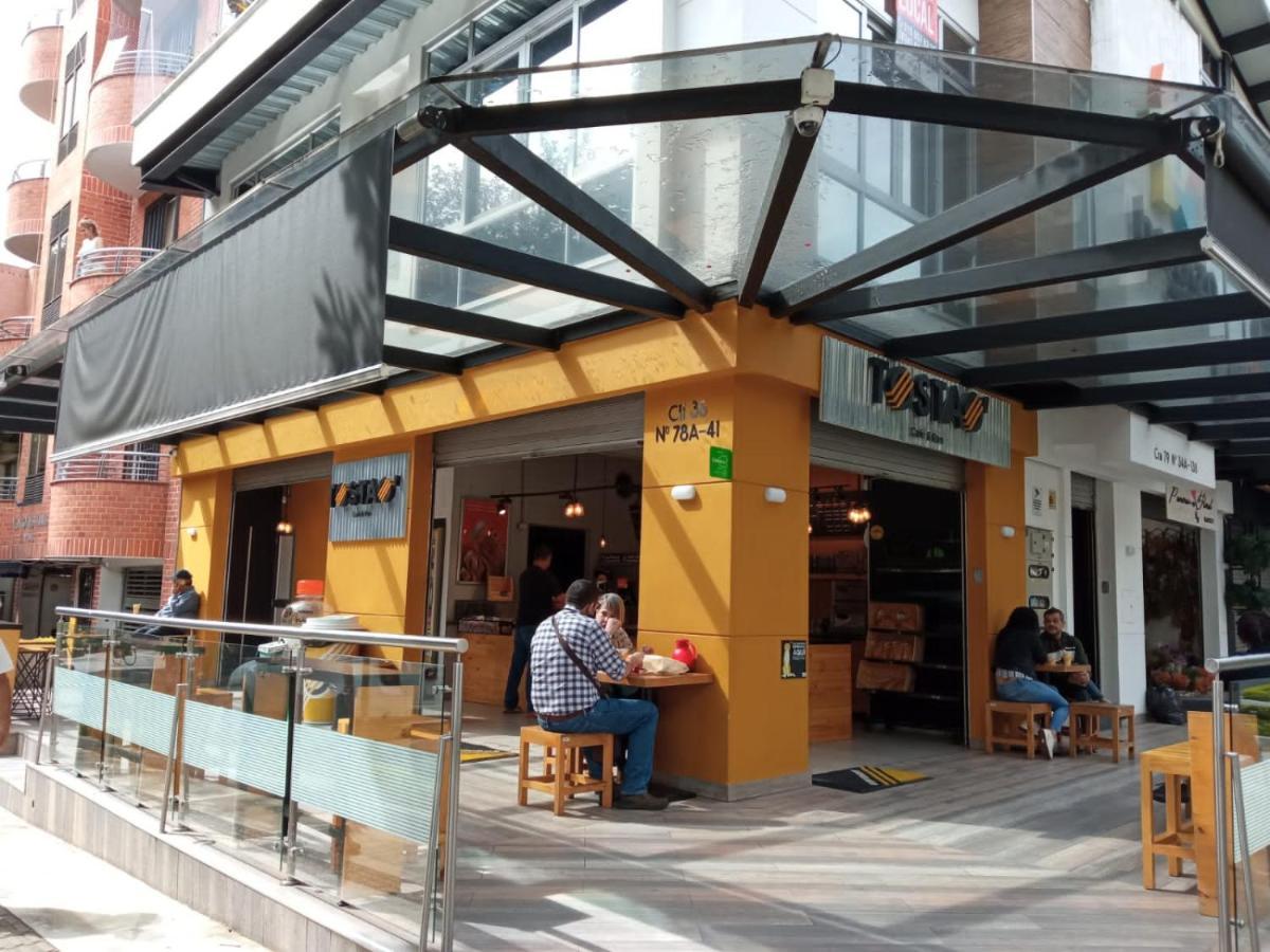 Acogedor Apartaestudio Ubicado En Laureles Διαμέρισμα Μεντεγίν Εξωτερικό φωτογραφία